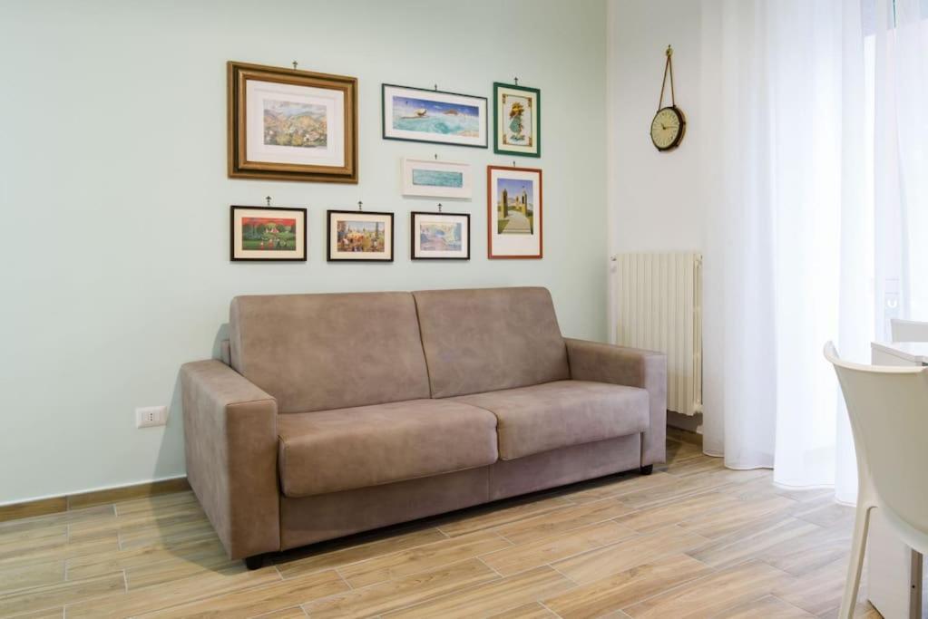 Appartement Stazione Treni - Wi-Fi & Netflix Cozy Space à Salernes Extérieur photo